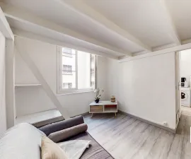 Location Studio 20 m2 avec mezzanine proche boulevard Gorbella