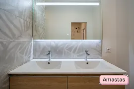 Colocation Colocation de 2 chambres en rez-de-chaussée rue de Lodi avec jardin de 100 m2 plus sa terrasse