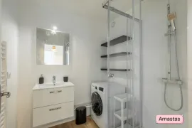 Colocation Une chambre à louer dans une colocation rénovée avec balcon meublé et équipé