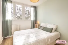 Colocation SUPERBE COLOCATION 3 CHAMBRES PROCHE PARILLY - 469296