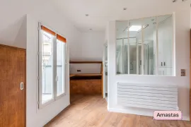 Location Beau T2 - Paris 6 - Entièrement refait à neuf