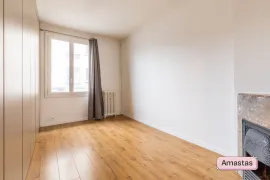 Location Appartement meublé 3 pièces - Refait à neuf - Première Location