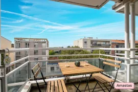 Location Studio Saint Agne avec balcon