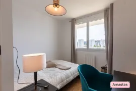 Colocation 2 CHAMBRES DISPONIBLE DANS CETTE SUPERBE COLOCATION DE 5 CHAMBRES SUR LYON 5