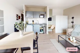 Location Studio rénové avec balcon Soulas