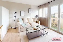 Location Studio rénové avec balcon Soulas
