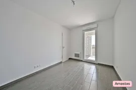Location T2 neuf 44m² avec terrasse + pkg