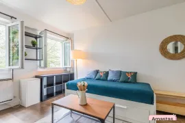 Location Beau Studio - Entièrement Meublé - Refait à neuf