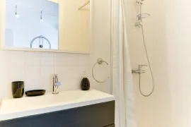 Location Nantes Graslin T2 43m2 meublé neuf dernier étage