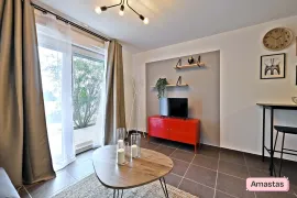 Location Studio meublé et rénové avec terrasse et pkg
