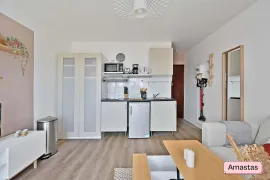 Location Studio meublé avec balcon