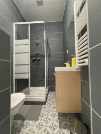Location T1 bis avec chambre meublé entièrement refait à neuf - Quartier capucins