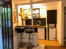 Location Marseille 13003 - Charmant Studio lumineux avec grande terrasse en plein cœur de Marseille