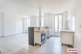 Location Toulon 83100 - Charmant T3 lumineux et au calme HONORAIRES DE LOCATION OFFERTS