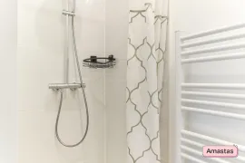 Location Beau T1 meublé, Talensac, au dernier étage