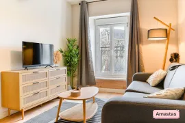 Location Beau T1 meublé, Talensac, au dernier étage