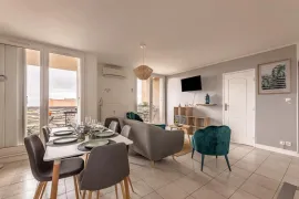 Colocation Marseille 13013 - Charmant T5 lumineux en colocation avec loggia