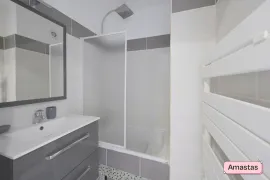 Colocation DEUX CHAMBRES DISPONIBLES DANS CETTE COLOCATION 3 CHAMBRES SUR LYON 5 - 469455