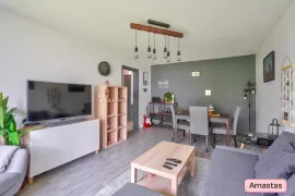 Location Appartement lumineux de 62,7m2 avec balcon filant, cave et place de stationnement