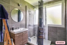 Location Appartement lumineux de 62,7m2 avec balcon filant, cave et place de stationnement