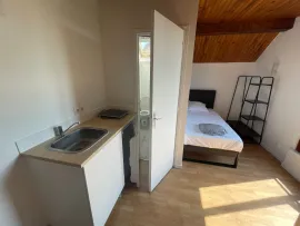 Colocation ! CHAMBRE INDÉPENDANTE EN COLOCATION MEUBLÉE !