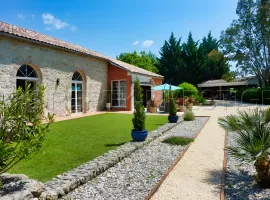 Vente LOT ET GARONNE PROPRIETE XIXème EN PIERRES 3,6 HA