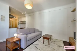 Location Lumineux studio meublé de 29m2 à Issy-les-Moulineaux