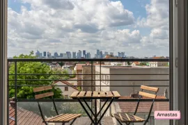 Location Grand deux pièces avec balcon vue sur la Tour Effeil et La Défense