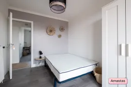 Colocation Colocation rénovée 3 chambres Les Minimes avec terrasse