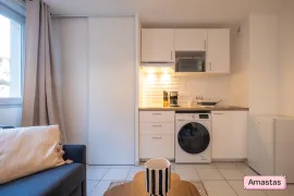 Location Studio meublé rénové métro A Jolimont avec pkg