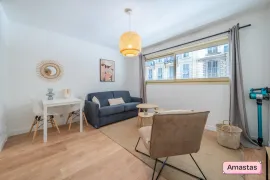 Location Nice 06300 - Spacieux et lumineux T1 dans le quartier du Port