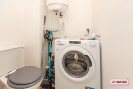 Location Studio meublé en duplex avec balcon + pkg