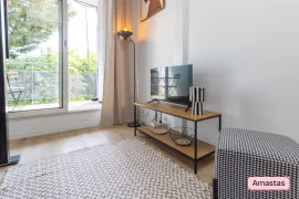 Location Studio meublé en duplex avec balcon + pkg