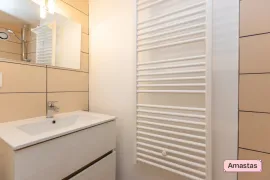 Location Studio meublé en duplex avec balcon + pkg