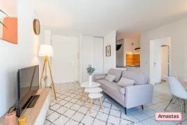 Location Superbe T2 meublé quartier Cinq Avenues-Camas