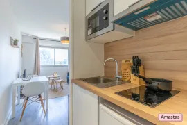 Location Studio rénové et meublé proche Hôpital Pellegrin