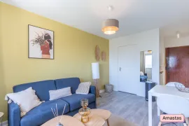 Location Studio rénové et meublé proche Hôpital Pellegrin