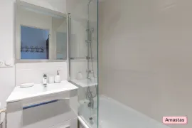 Location Studio rénové et meublé proche Hôpital Pellegrin