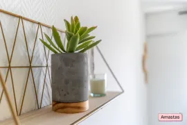 Location Studio rénové et meublé proche Hôpital Pellegrin