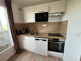 Colocation Deux chambres disponibles dans cet appartement entièrement meublé et rénové à Villeurbanne