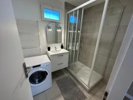 Colocation Deux chambres disponibles dans cet appartement entièrement meublé et rénové à Villeurbanne