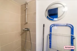 Location STUDIO MEUBLE ET EQUIPE DE 12M2 SUR LYON 7 - 169630