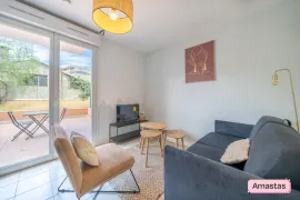 Location Nice 06300 - Charmant studio lumineux avec terrasse quartier Riquier