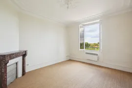 LOT 15 Charenton-le-Pont