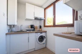 Location Grand studio meublé et rénové à Saint Agne