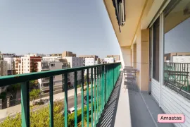 Colocation Colocation de 3 chambres dans cet appartement lumineux avec balcon entièrement meublé et rénové à Villeurbanne
