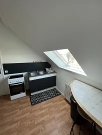 Location Magnifique T2 Meublé decoré avec goût à 2 pas du centre !
