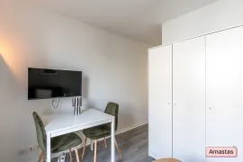 Location Studio rénové et meublé avec balcon - Victoire 133852