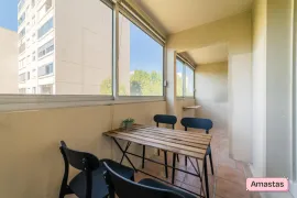 Colocation Colocation de 3 chambres dans un appartement entièrement meublé et rénové avec balcon à Vaulx en Velin