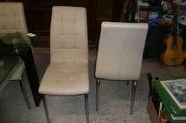 Meubles 6 chaises neuves
